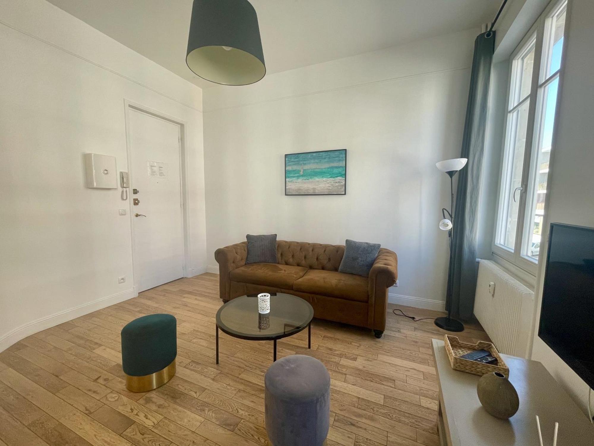 Charming Apartment Reims